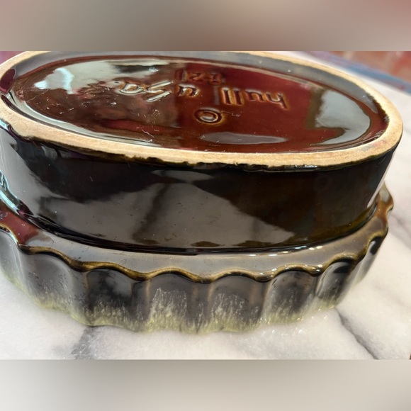 HULL Pottery MCM Avocado Green Border on Brown Glazed Planter, #I-21 Ceramic - Picture 9 of 9